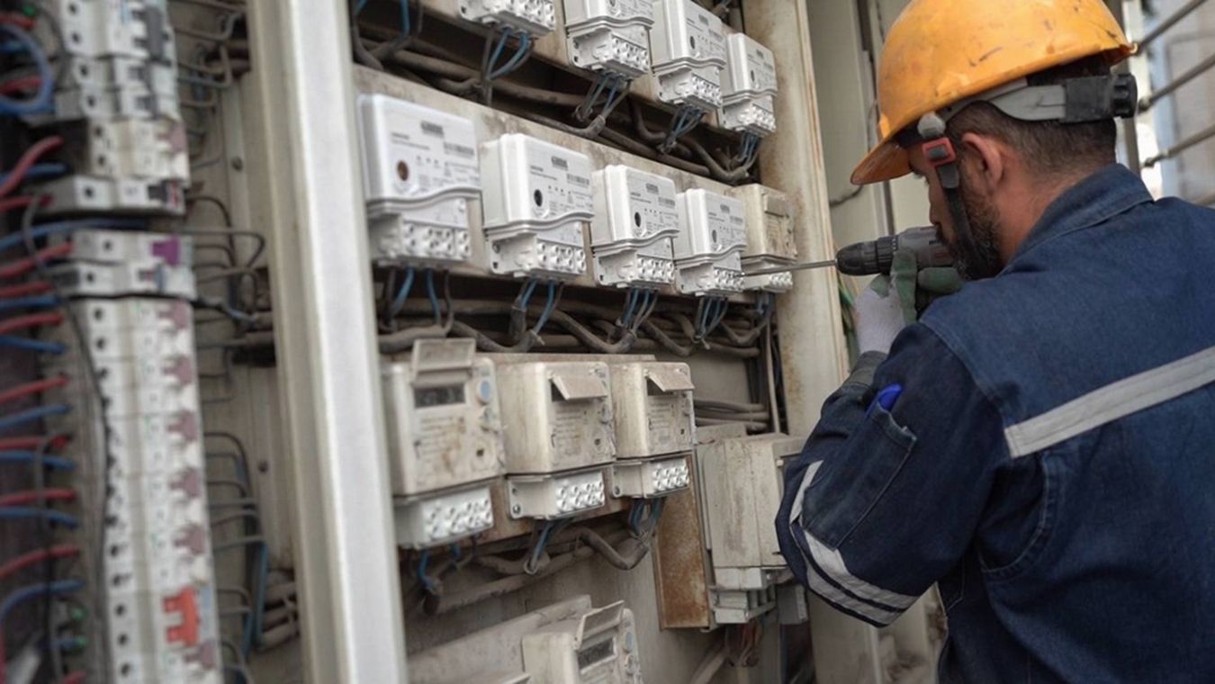 تعویض یک میلیون و ۲۰۰ هزار کنتور هوشمند در ۱۰ ماه 